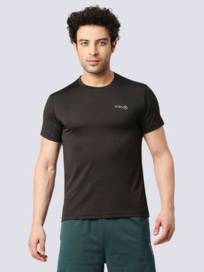 playR Men Dri-FIT Solid T-shirt