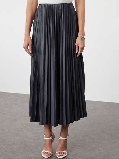 Trendyol Flared Midi Skirts