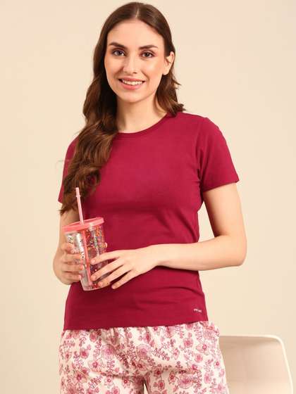 Pepe Jeans Women
                        T-shirt & Floral Printed Shorts Pure Cotton
                        Night suit