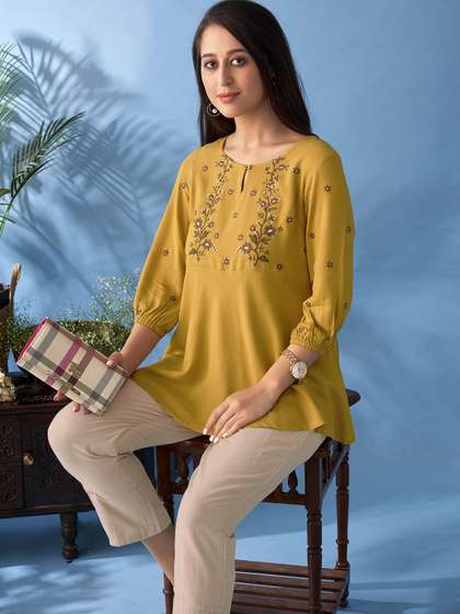Anouk X fwd Floral Embroidered Keyhole Neck Thread Work Short Kurti