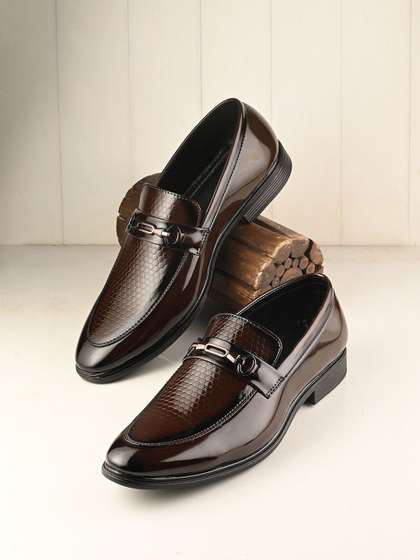 HERE&NOW Men
                        Textured Leather Formal Slip-On Shoes