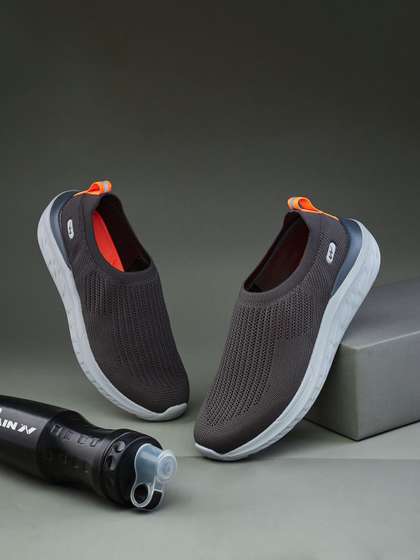 Campus ANON Men
                            Slip-On Walking Shoes