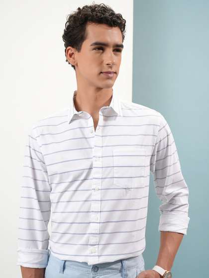 HIGHLANDER Slim Fit Striped Casual Shirt