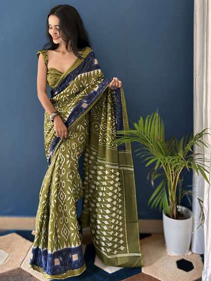 HERE&NOW
                        Kalamkari Printed Pure Cotton Bagru Saree