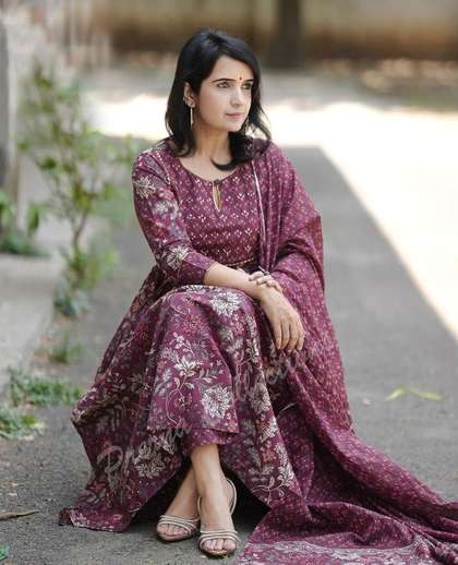 PARTHVI Floral Printed Key-Hole Neck Pure Cotton Anarkali Kurta With Trousers And Dupatta