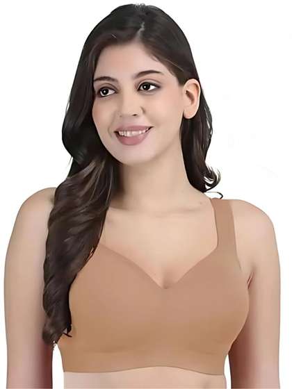 BEWILD Full Coverage
                        Lightly Padded Styled Back Seamless Sports Bra