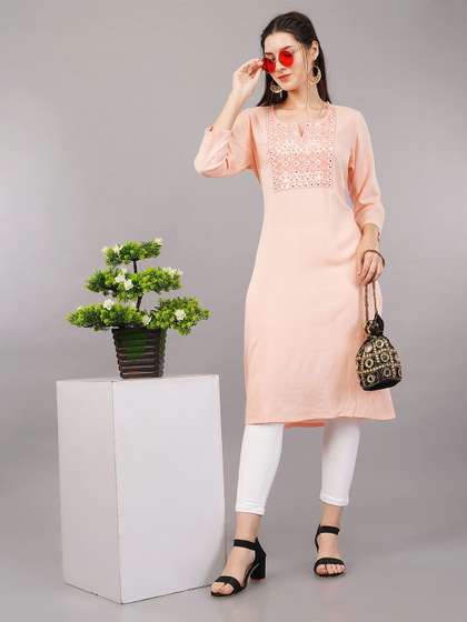 Avaasa Buy Shruthi
                          Women Floral Embroidered Mirror Work Kurta