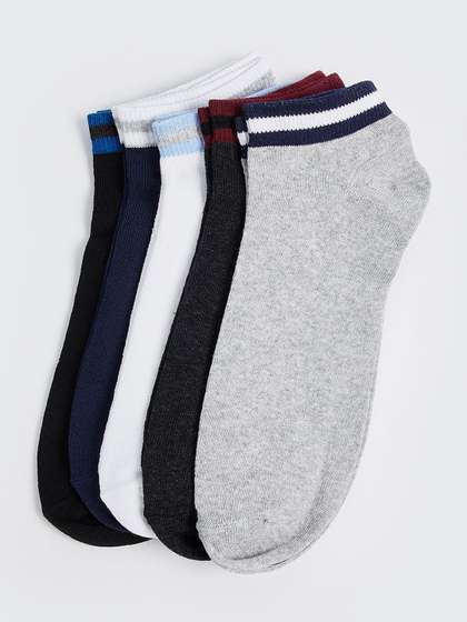 Max Men Pack of 5
                    Striped Ankle-length Socks