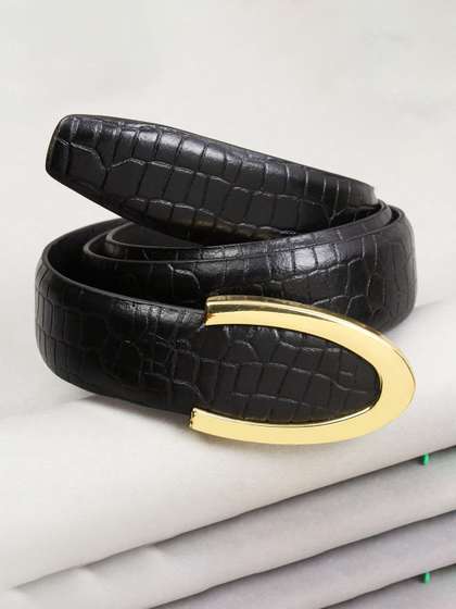 PELUCHE Men Textured
                      Leather Formal Belt