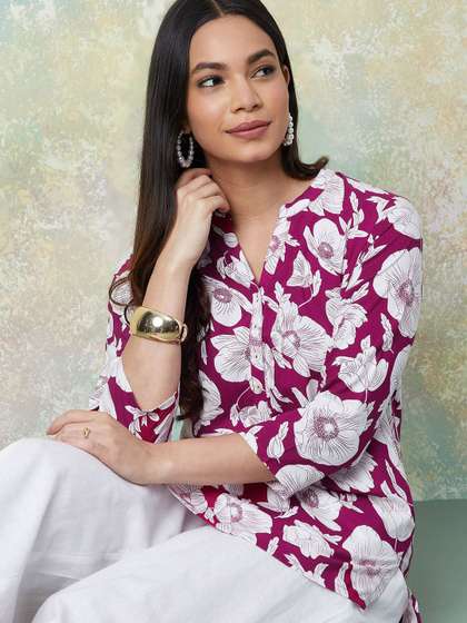 Melange by Lifestyle Women Floral Printed Mandarin Collar Kurti