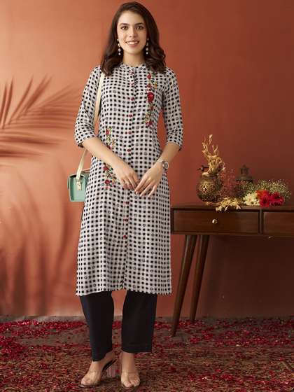 Anouk X fwd Geometric Embroidered Thread Work Liva Straight Kurta