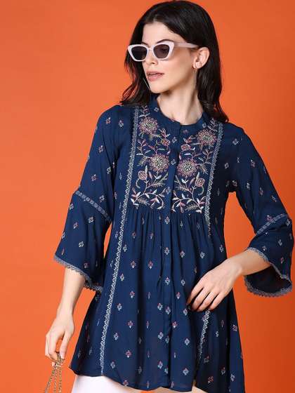 V-Mart Women Thread Work Pure Cotton Kurti
