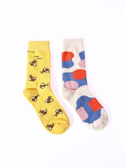 Thela Gaadi Unisex Pack
                    Of 2 Patterned Calf-Length Socks