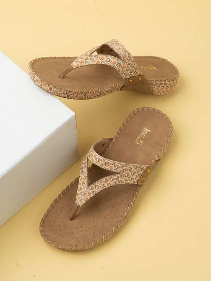 Inc 5 Women Open Toe
                        Printed T-Strap Flats