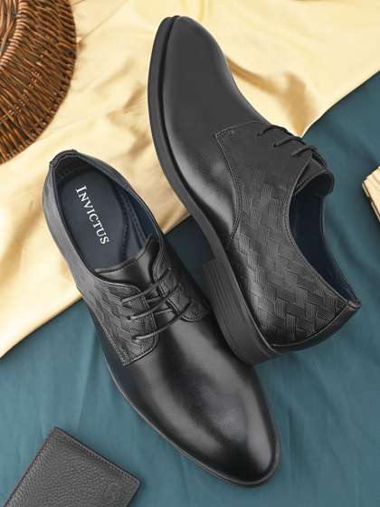 Price History of INVICTUS Men Textured Formal Derby Shoes (7) by