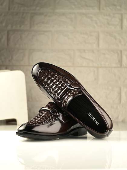 INVICTUS Men
                        Textured Formal Loafers
