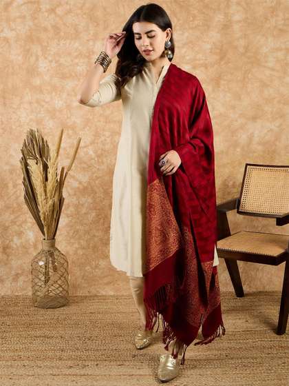 SAHASIKA Woven Design Stole