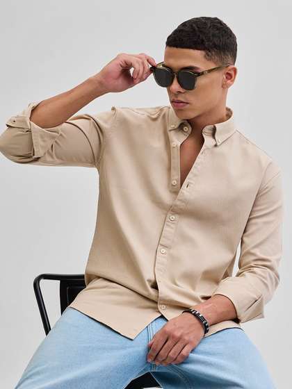 Snitch Men Classic
                          Button-Down Collar Solid Cotton Casual Shirt