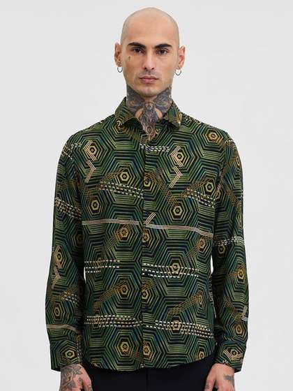 Snitch Slim Fit Opaque Casual Shirt