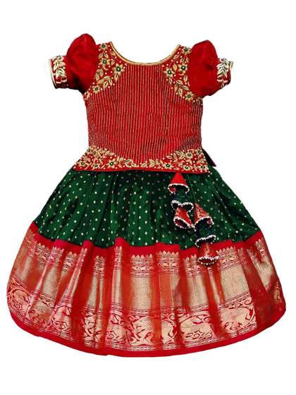 Wommaniya Impex
                        Girls Embroidered Ready to Wear Lehenga &