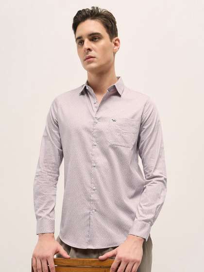 THE BEAR HOUSE Men
                        Spread Collar Geometric Printed Cotton Tailored
                        Fit Formal Shirt