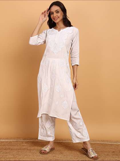 TOP N THREAD Women Embroidered Kurta with Palazzos