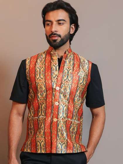 Vastraa Fusion Men Printed Nehru Jackets