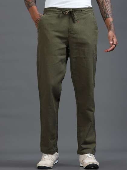The Roadster Lifestyle
                      Co Men Mid-Rise Loose Fit Trousers