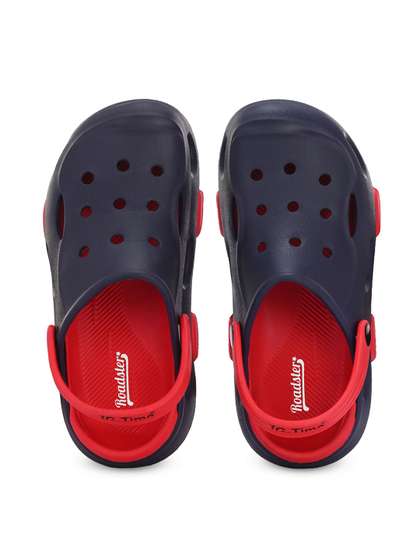 Price History of Roadster Men Casual Clog Flip Flops (7) by Myntra