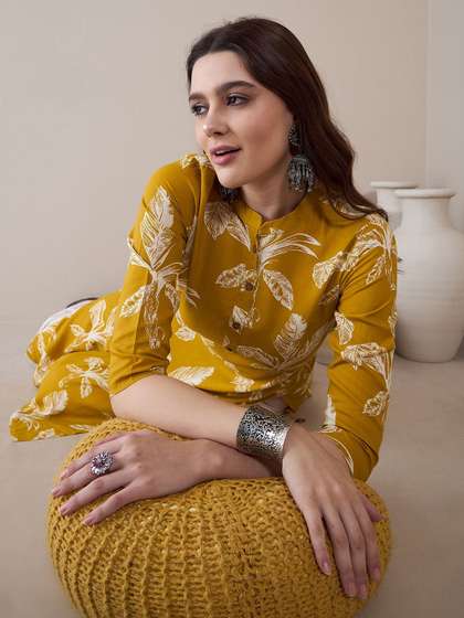 Anouk Paisley Printed Straight Kurta