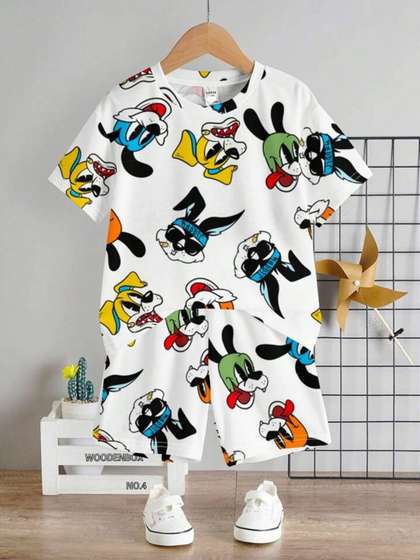 Thiya Boys Printed
                    T-shirt with Shorts Clothing Set