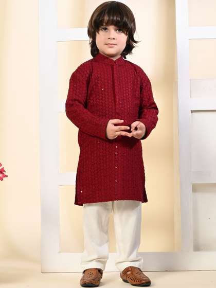 Muffin Shuffin Boys
                    Ethnic Motifs Embroidered Sequinned Kurta with
                    Trousers