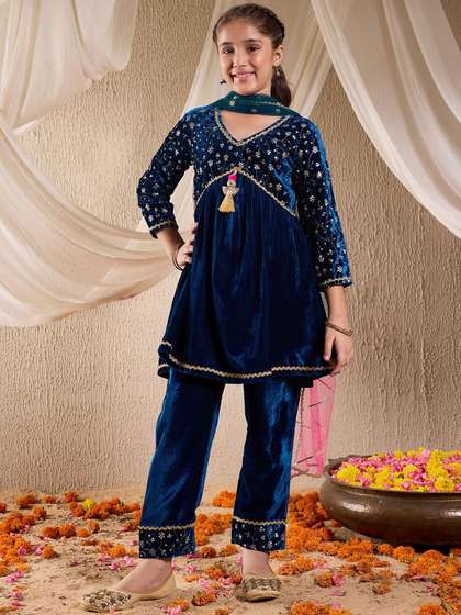 Pspeaches Girls Teal And
                    Blue Velvet Kurta Pant Dupatta Set