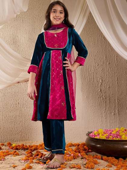 Pspeaches Girls Magenta
                    And Teal Velvet Kurta Pant Dupatta Set