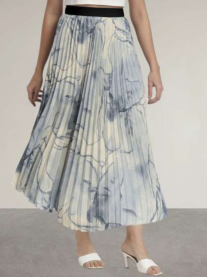 Krunal Raiyani Women Flared Maxi Skirts