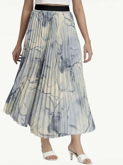 Raiyani Enterprise Printed Flared Maxi Skirts