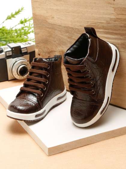 Tiny Bugs Boys Casual
                    Textured Regular Boots