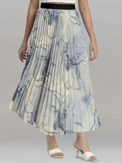 Krunal Raiyani Pleated Flare Maxi Skirts
