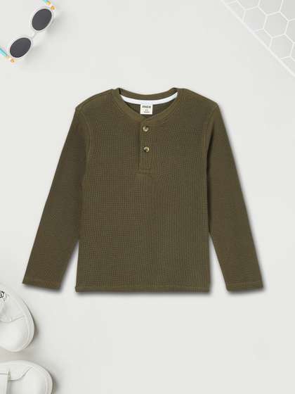 max Boys Solid Henley Neck Cotton T-shirt