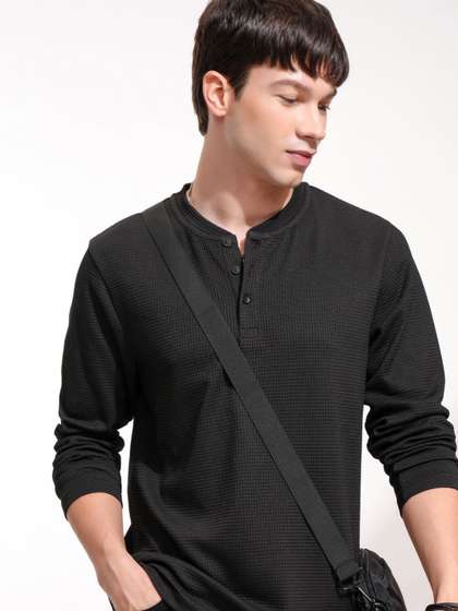 HIGHLANDER Men Self Design Henley Neck Relaxed Fit T-shirt