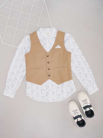 Pantaloons Junior Boys
                      Opaque Party Shirt