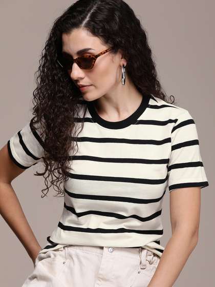 The Roadster Life
                        Co. Striped Slim Fit Round Neck T-shirt
