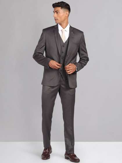 AD By Arvind Men
                        Solid Single-Breasted Reversible Waistcoat Three
                        Piece Suit