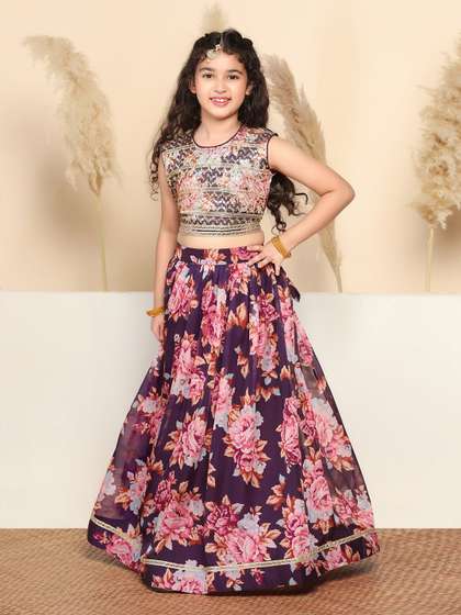 FASHION DREAM
                          Girls Floral Embroidered Ready to Wear Lehenga
                          & Blouse