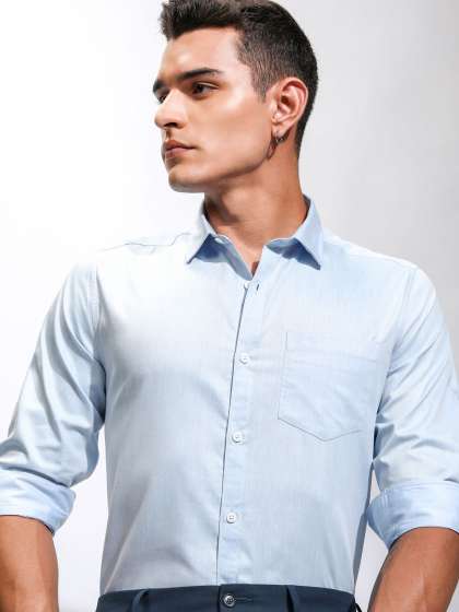 Highlander Men Solid Slim Fit Formal Shirt