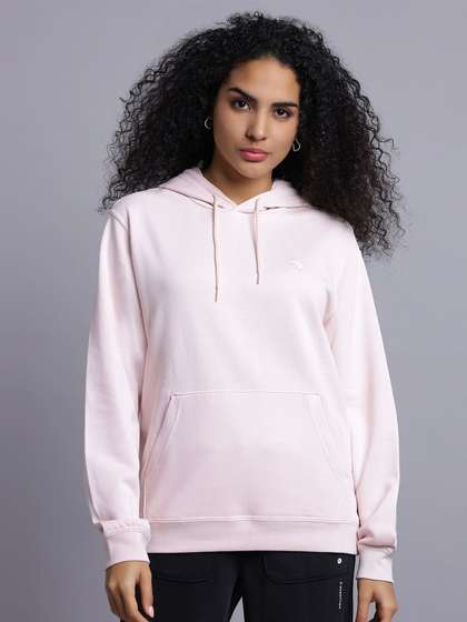 Converse Unisex
                        Go-To Embroidered Star Chevron Standard Fit
                        Pullover Hoodie