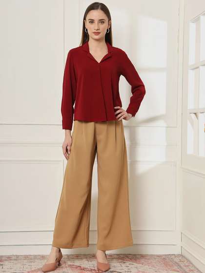 FITHUB Women Solid Top
