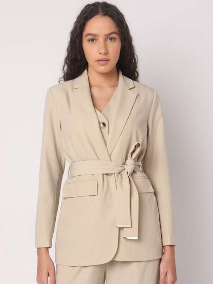 Vero Moda Striped
                        Single-Breasted Formal Blazers