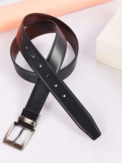 SAZARA Men Textured
                    Leather Reversible Belt
