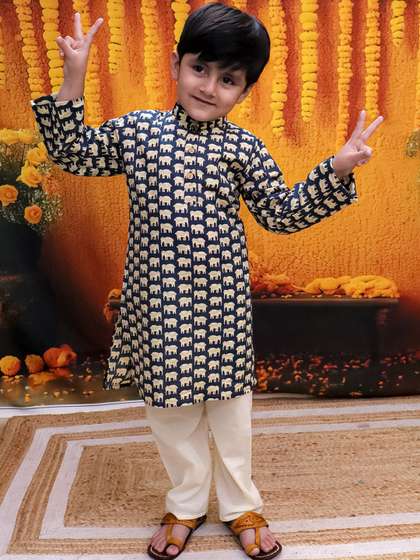 BownBee Boys Ethnic
                      Motifs Printed Straight Pure Cotton Kurta with
                      Pyjamas